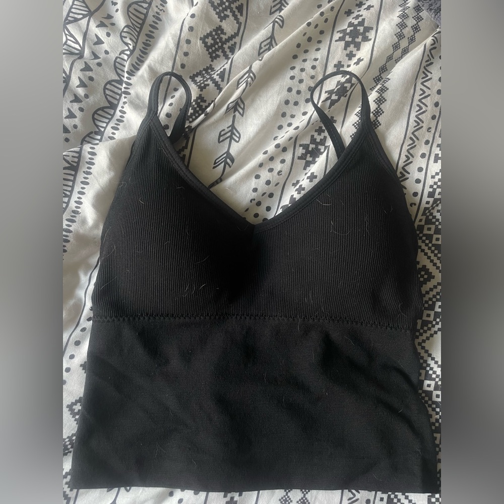 Black workout top